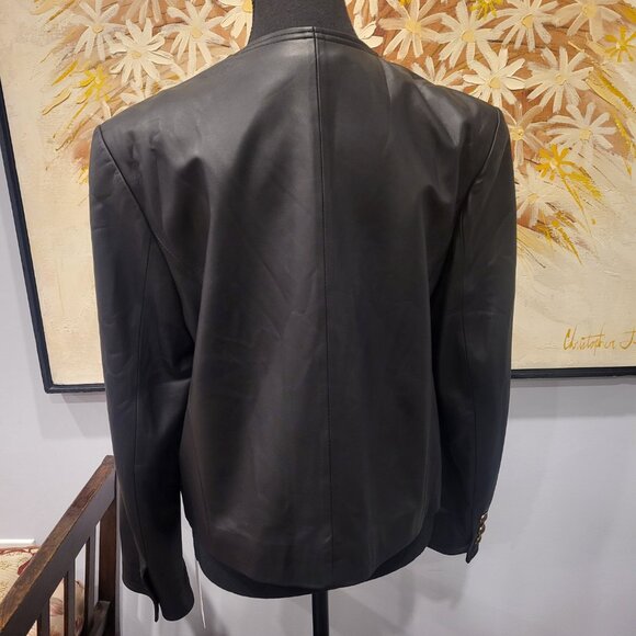Designer Cropped Black Leather Women's Jacket NWT Medium - Picture 6 of 16